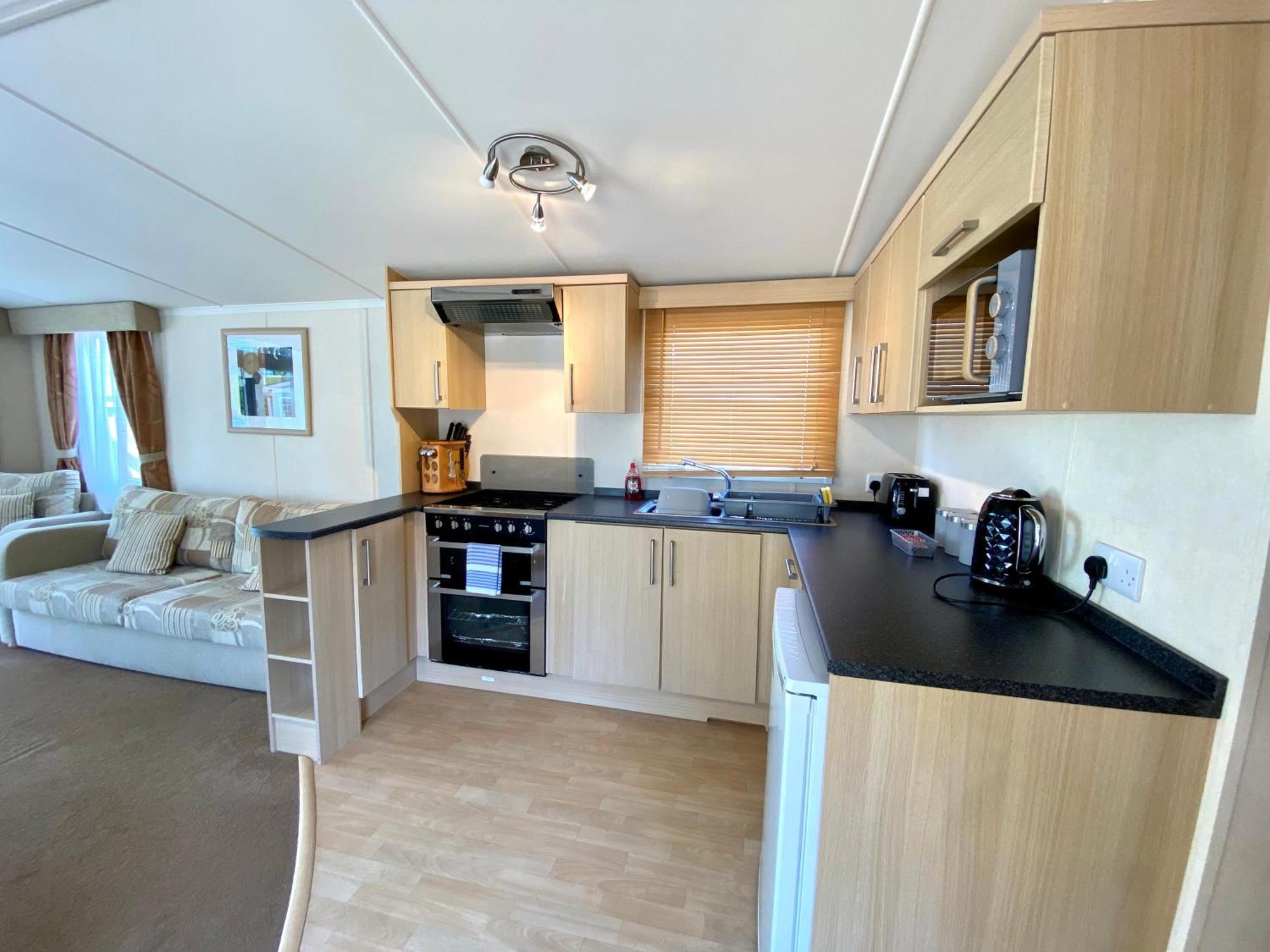 Elletson Park Wood Fired Hot Tubs, Caravans & Pods Pilling Екстериор снимка
