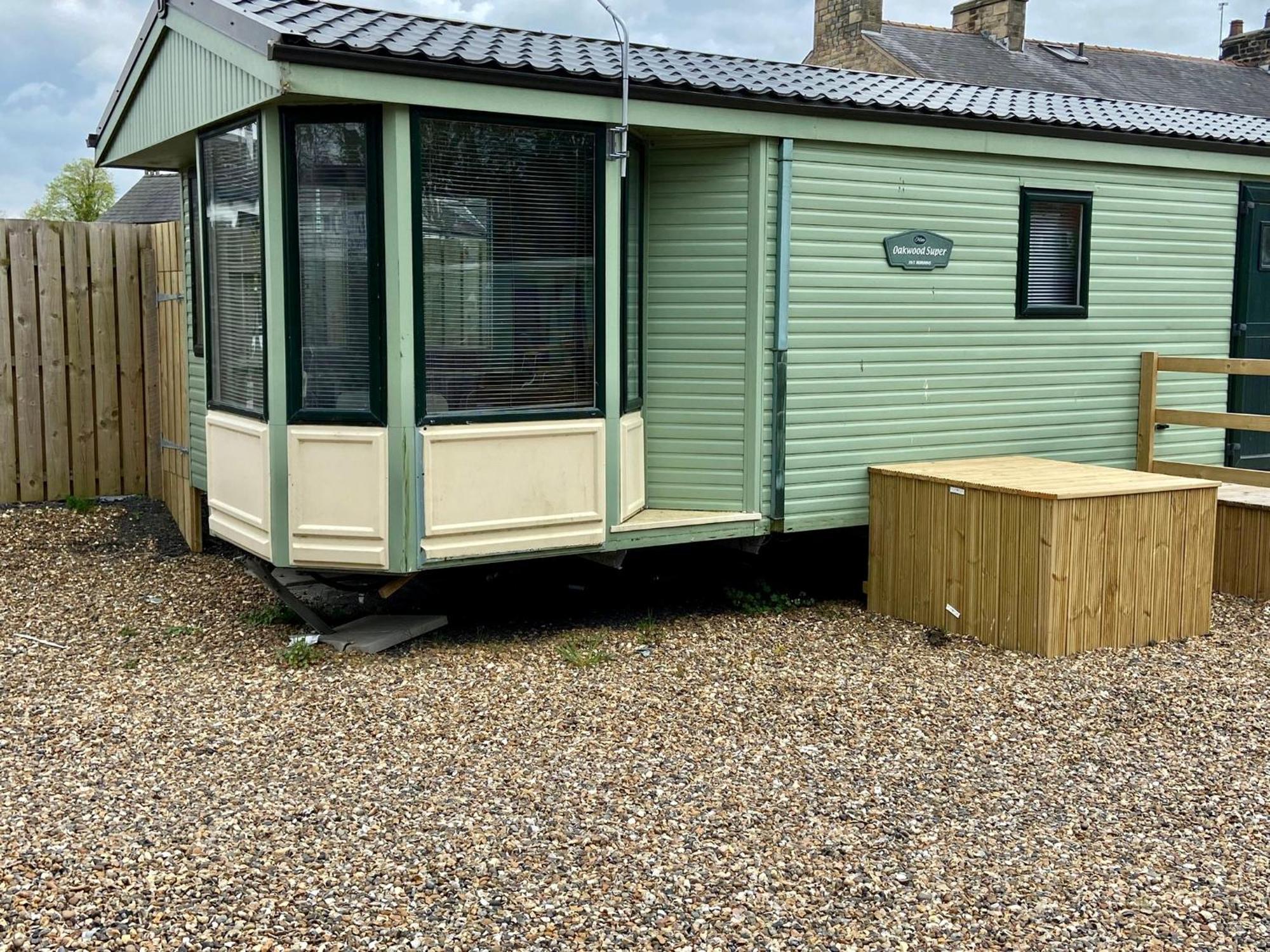 Elletson Park Wood Fired Hot Tubs, Caravans & Pods Pilling Екстериор снимка